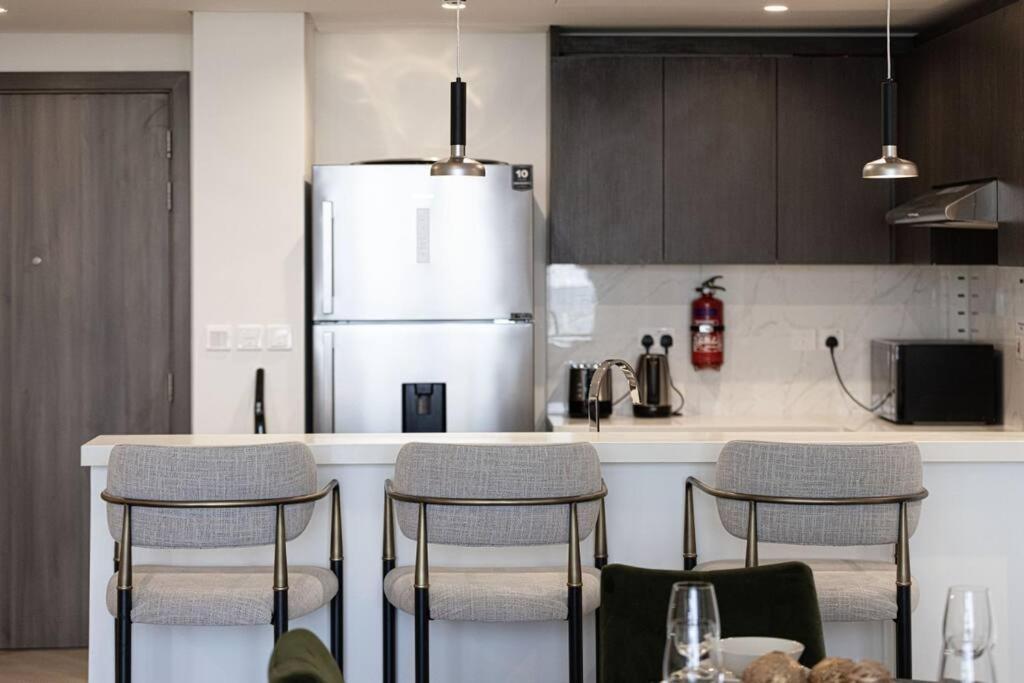 Chic 2 Bed Near Trade Centre With 5 Star Amenities Apartment Дубай Екстериор снимка