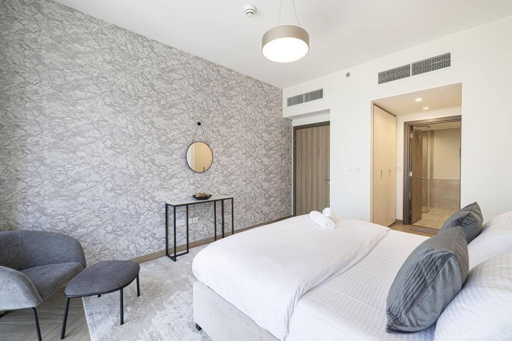 Chic 2 Bed Near Trade Centre With 5 Star Amenities Apartment Дубай Екстериор снимка