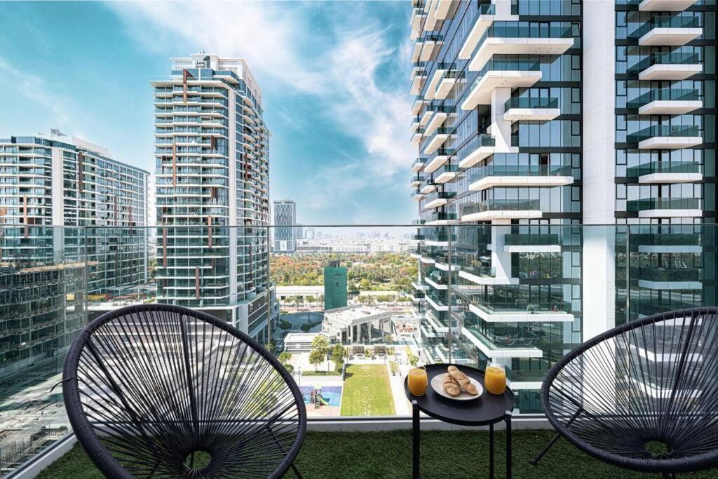 Chic 2 Bed Near Trade Centre With 5 Star Amenities Apartment Дубай Екстериор снимка
