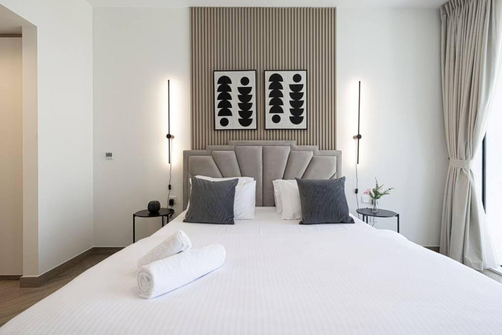 Chic 2 Bed Near Trade Centre With 5 Star Amenities Apartment Дубай Екстериор снимка